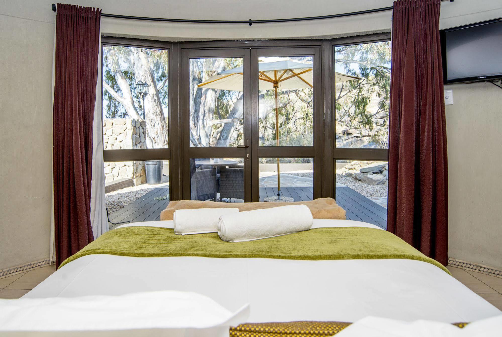 Sun Karros Daan Viljoen Hotell Windhoek Exteriör bild