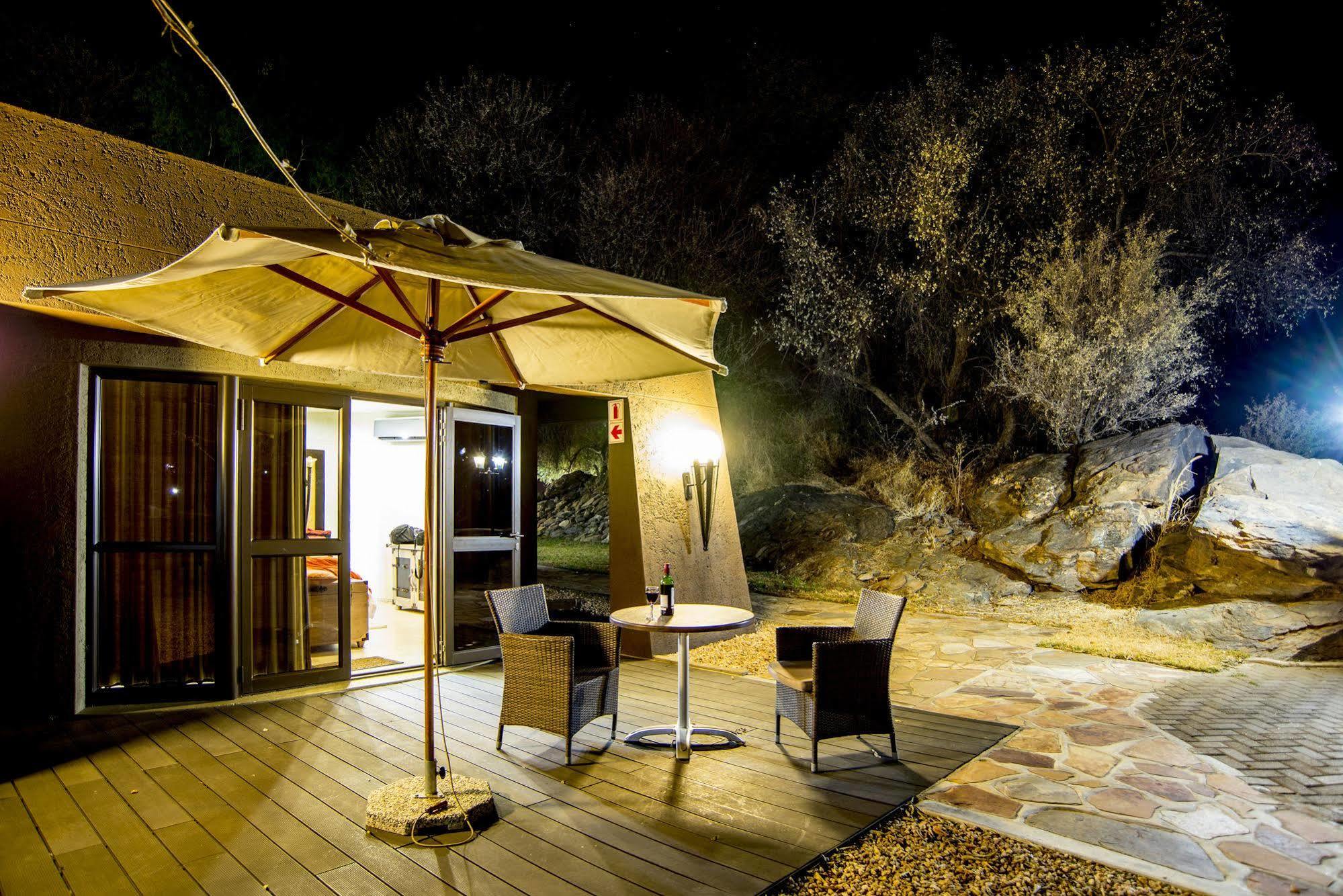 Sun Karros Daan Viljoen Hotell Windhoek Exteriör bild